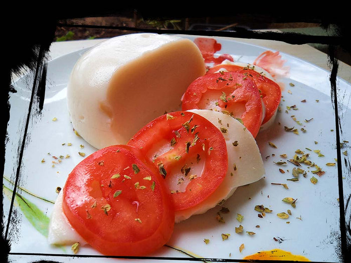 Gorgeous (no) Cheese Mozzarella